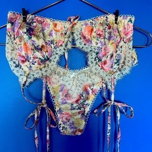 Victoria’s Secret for love and lemons gardenia set